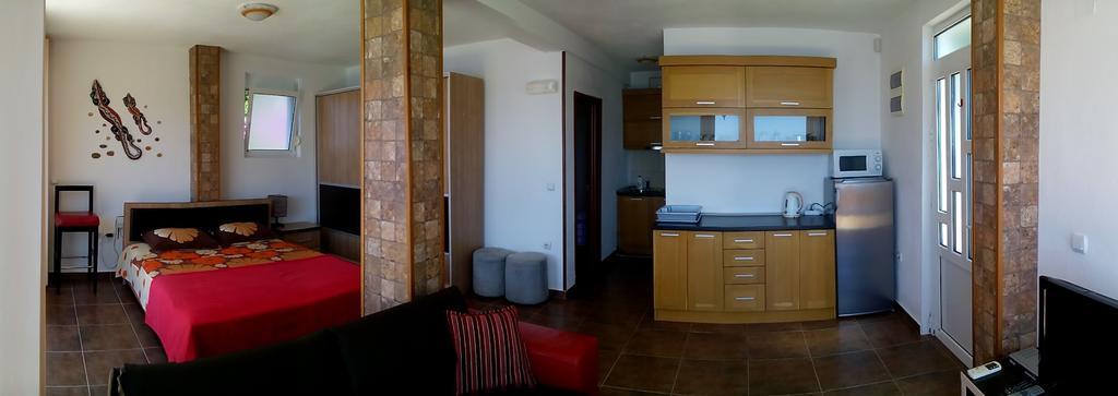 Apartments Bombona Utjeha Phòng bức ảnh