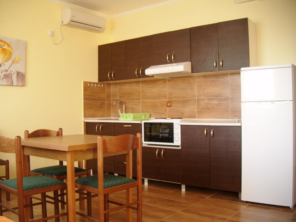 Apartments Bombona Utjeha Phòng bức ảnh