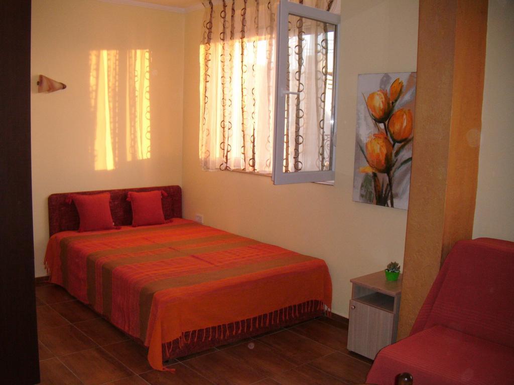 Apartments Bombona Utjeha Phòng bức ảnh