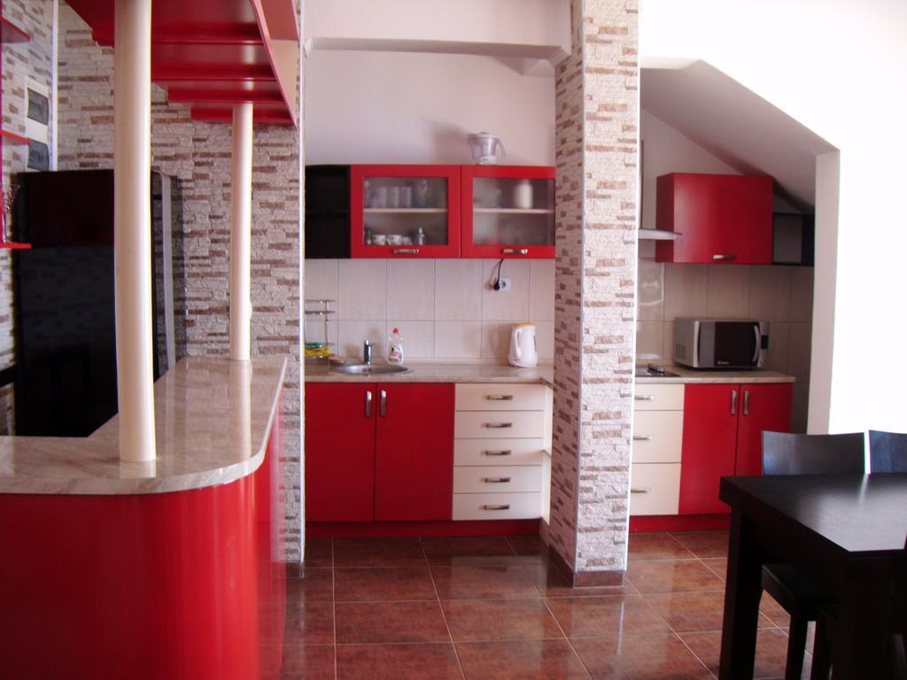 Apartments Bombona Utjeha Phòng bức ảnh